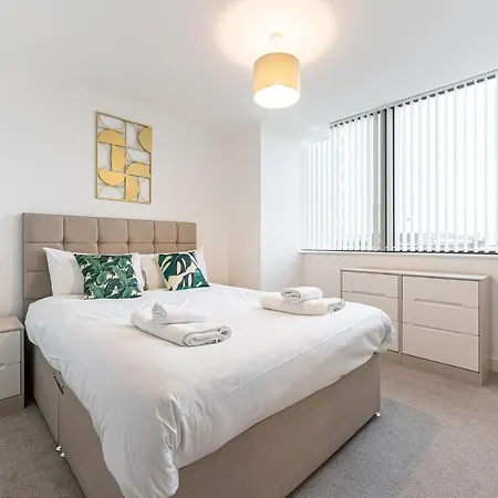 Seven Living Broadway Residences - City Centre, Broad Street - Free Parking Daire